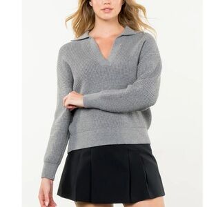 NWT THML Gray Waffle Knit V-neck Sweater
